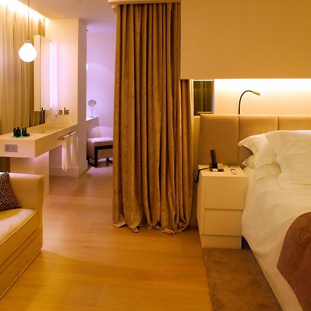 Abac Restaurant Hotel Barcelona Gl Monumento Luaran gambar